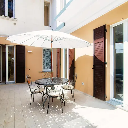 Appartamento Diaz 67 Secret Terrace - The House Of Travelers Côme Esterno foto